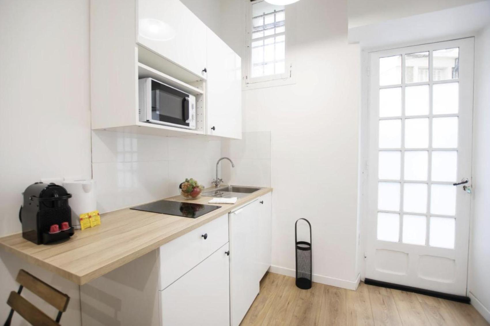 Great Studio Near The Eiffel Tower Paris Exterior photo